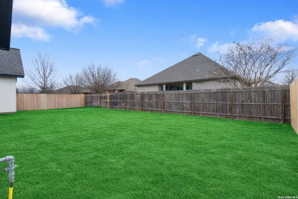 $600,000 | 15509 York, Selma, TX 78154