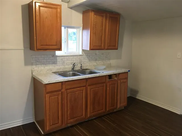 $750 | 302 North 14th Street, Abilene, TX 79601