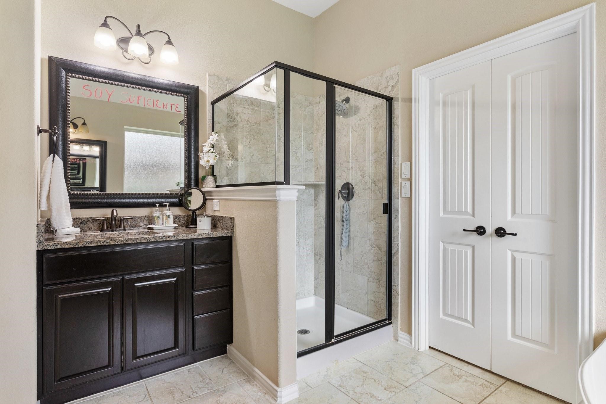 126 South Sawbridge Circle Spring, TX 77389 - Photo 13 of 17 Gallery Image 13