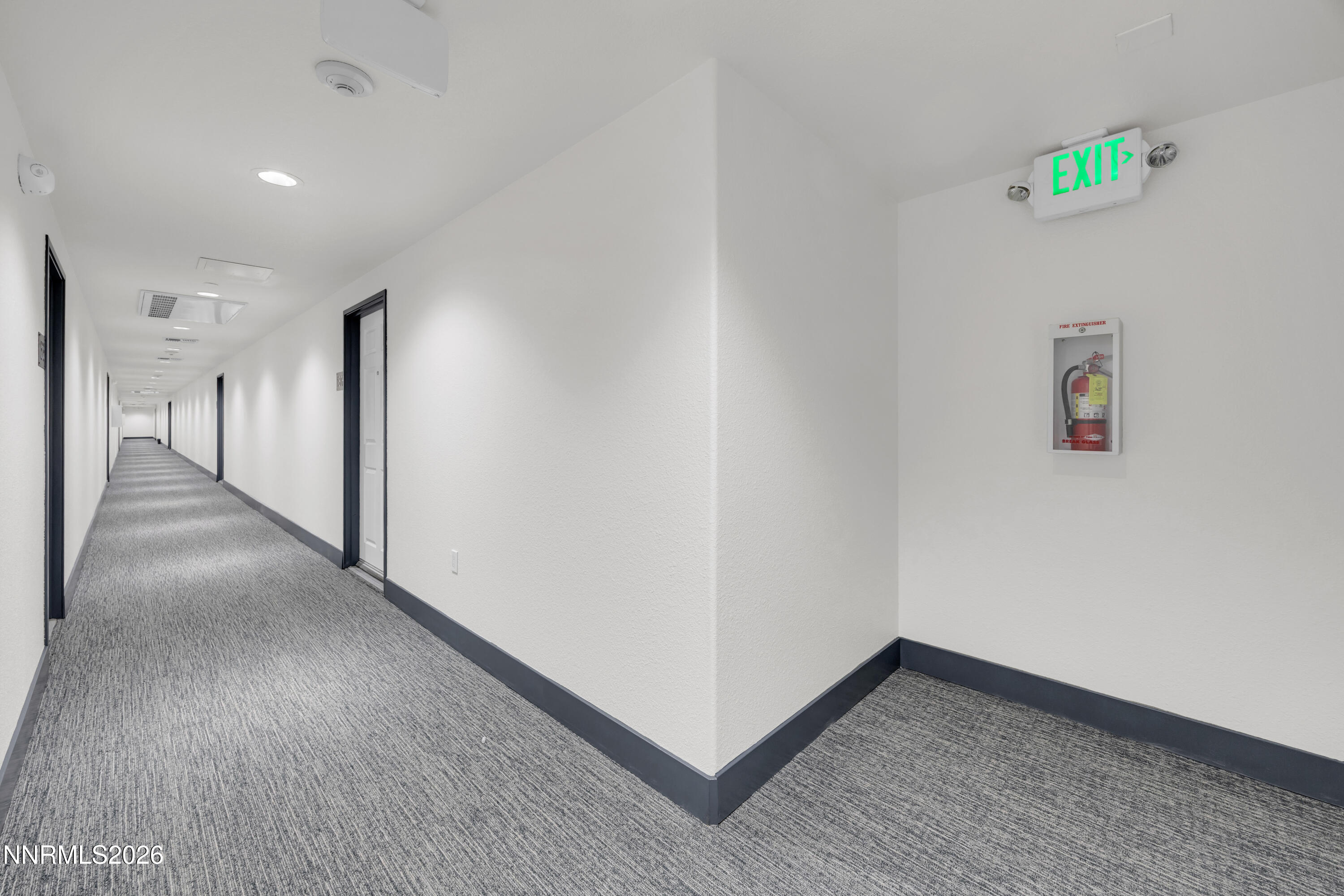 200 West 2nd Street, Unit 1506 Reno, NV 89501 - Photo 23 of 26 hallway