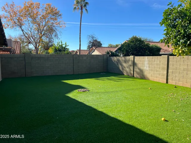 $2,950 | 16646 North 59th Place, Scottsdale, AZ 85254