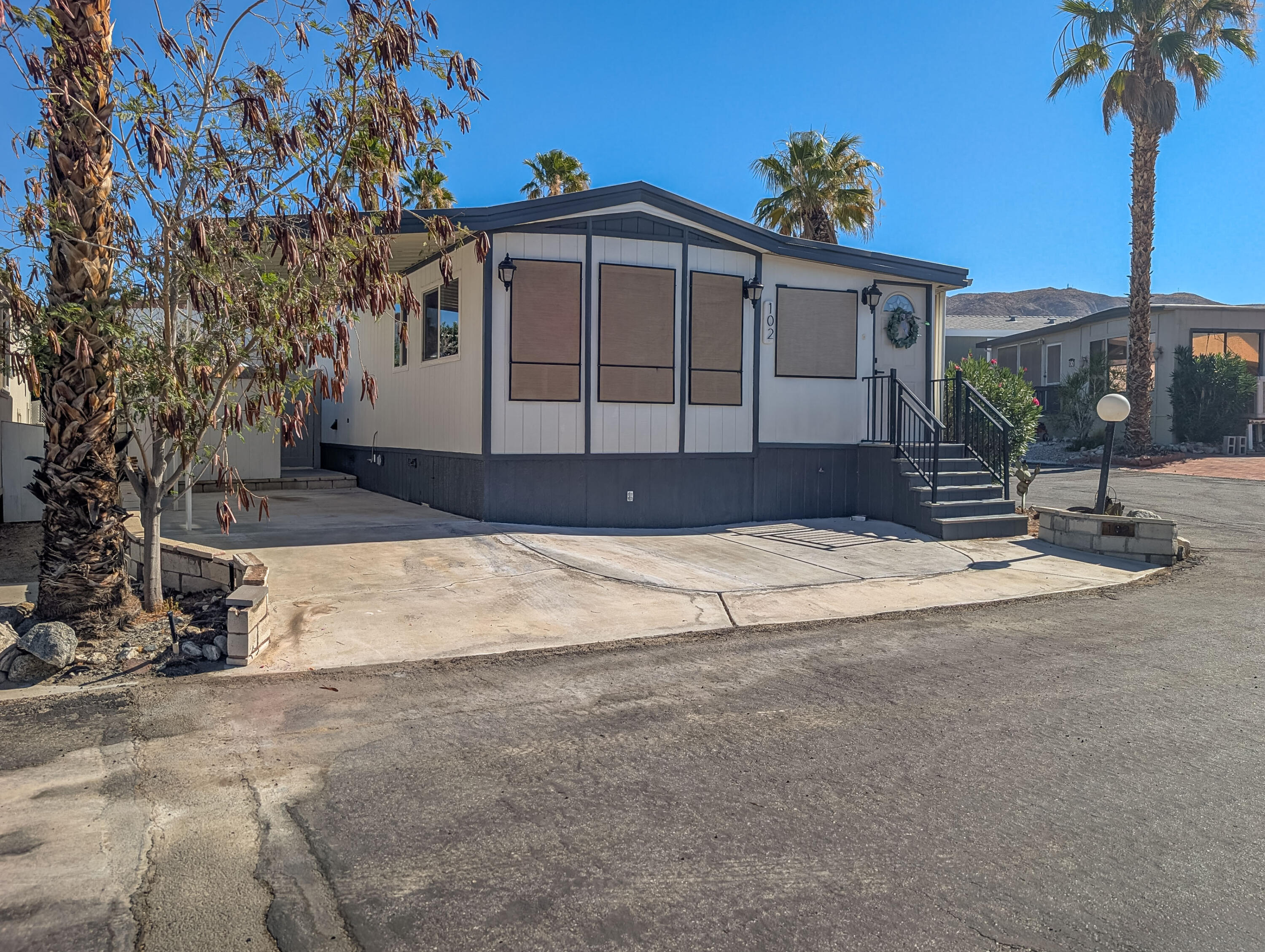 70200 Dillon Road, Unit 102 Desert Hot Springs, CA 92241 - Photo 2 of 33 2