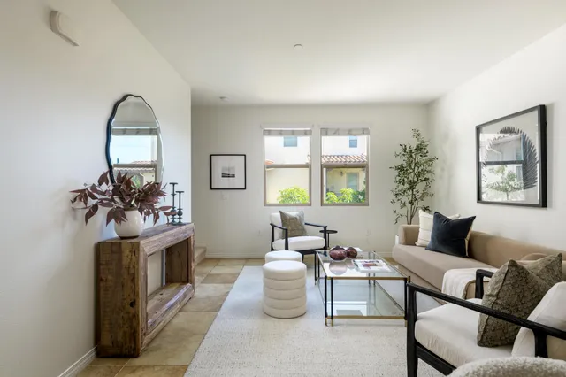 $1,249,000 | 575 East Montecito Street, Santa Barbara, CA 93103