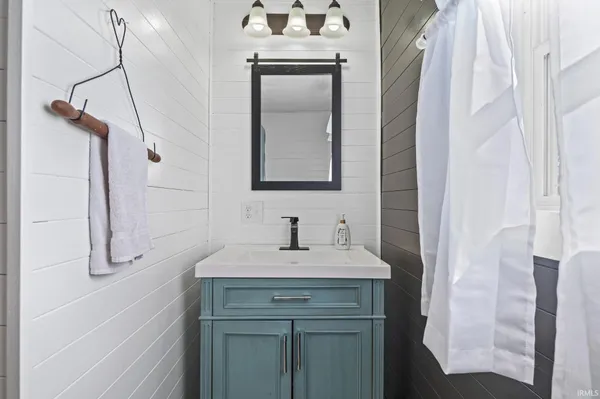 $225,000 | 1300 Myrtle Avenue, Frankfort, IN 46041