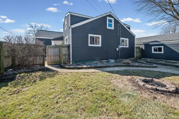 $225,000 | 1300 Myrtle Avenue, Frankfort, IN 46041