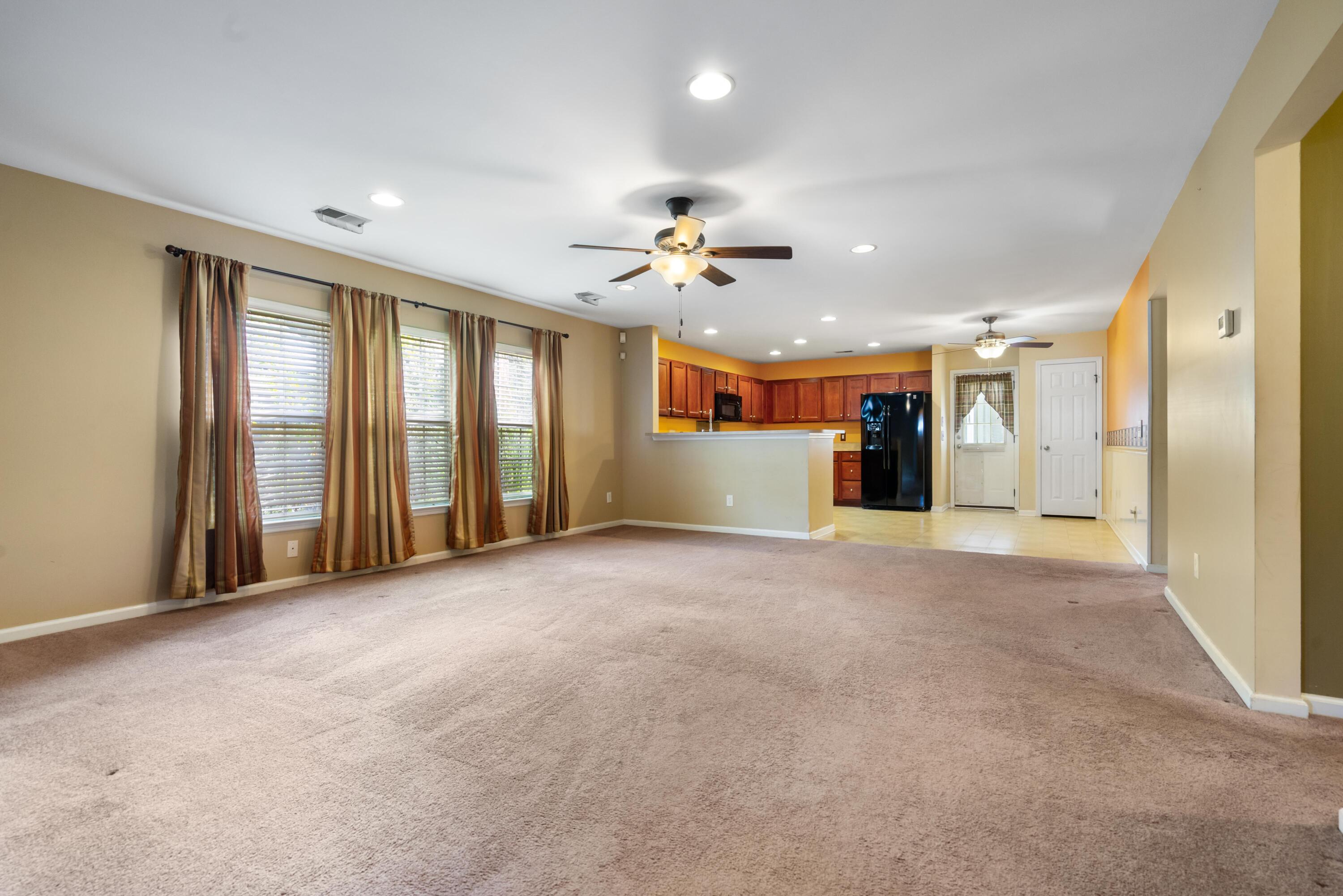 329 Briarbend Road Goose Creek, SC 29445 - Photo 11 of 35 DSC02401