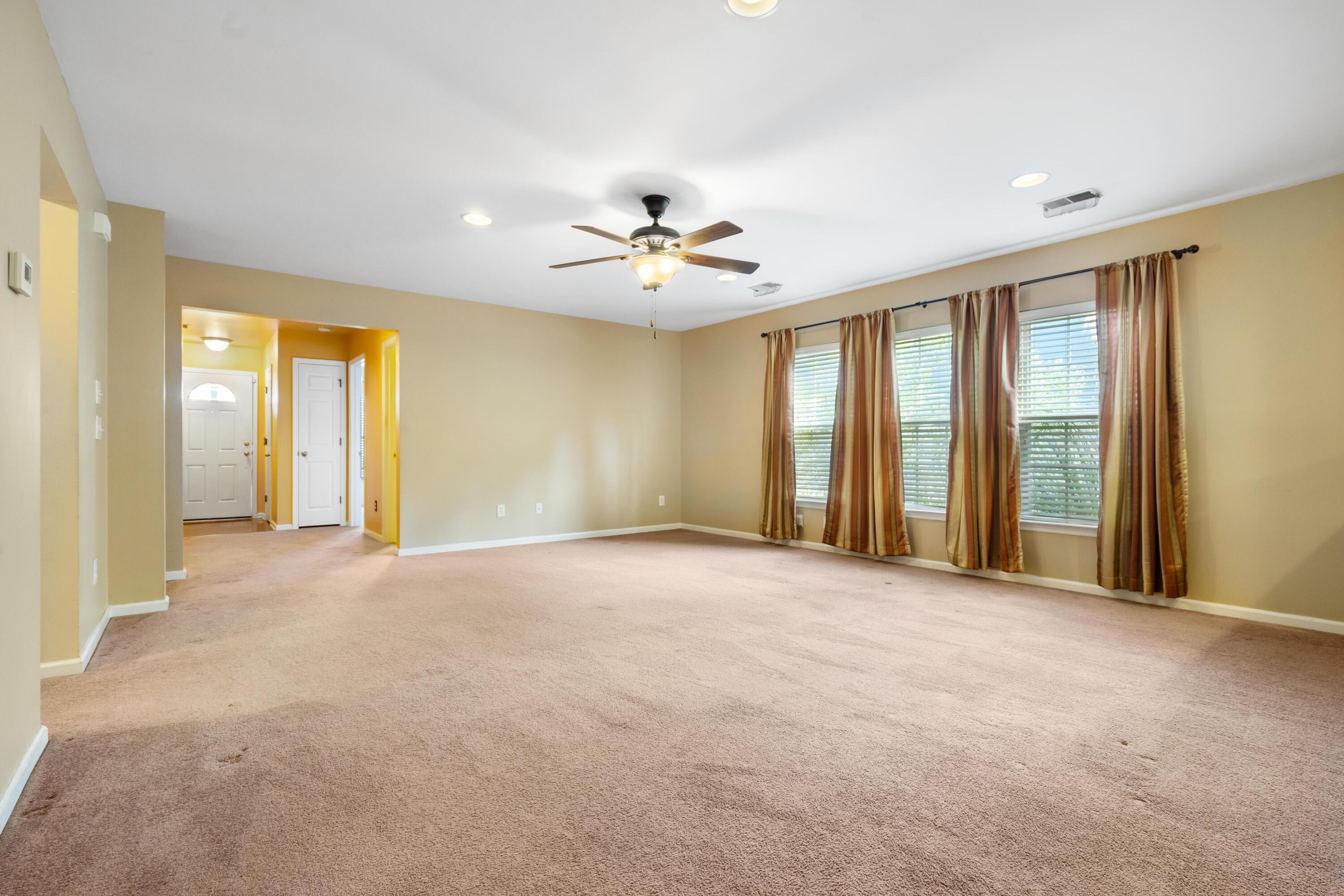 329 Briarbend Road Goose Creek, SC 29445 - Photo 12 of 35 DSC02398