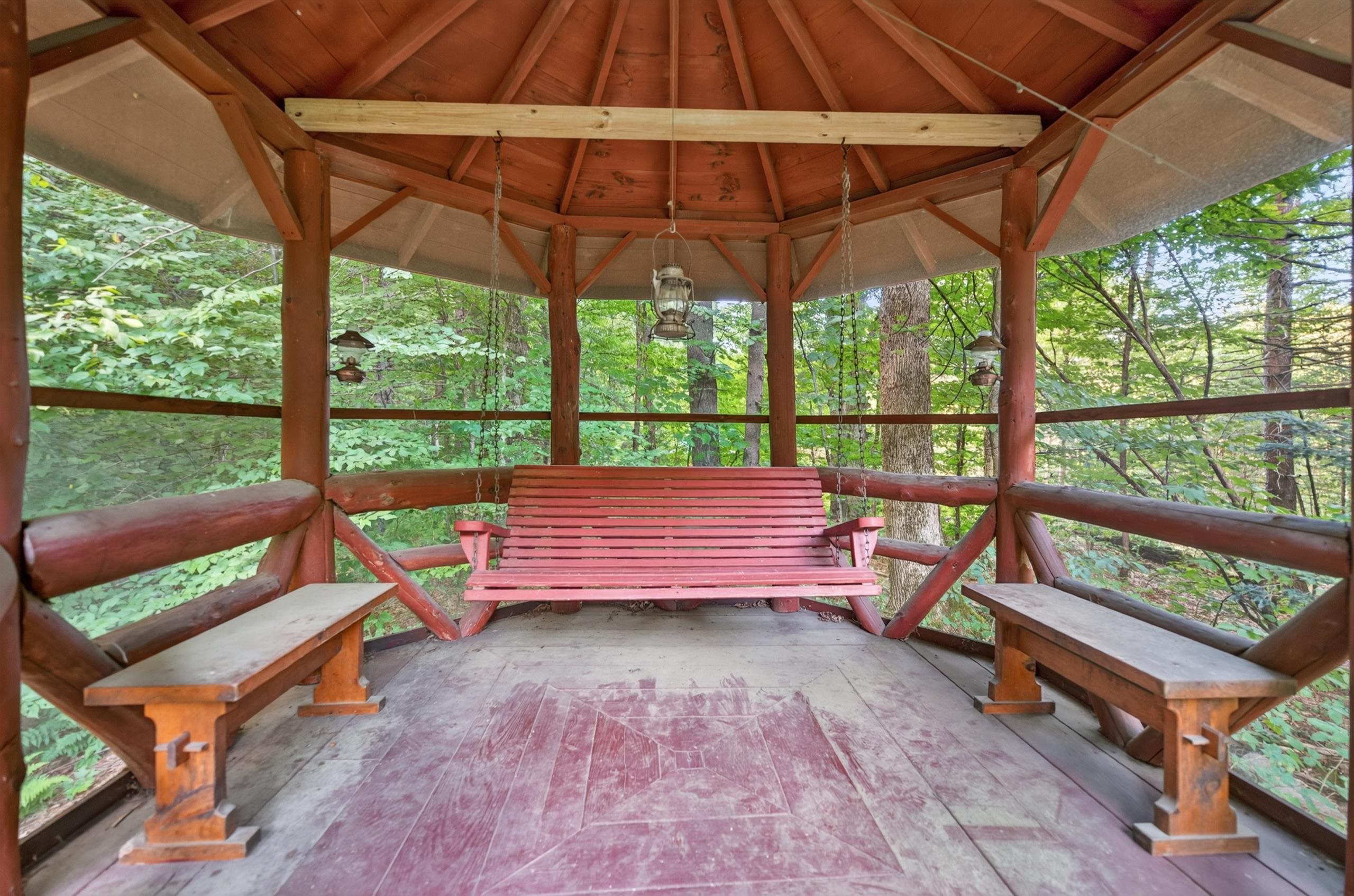 2068 South Wardsboro Road Wardsboro, VT 05355 - Photo 16 of 21 Gallery Image 16