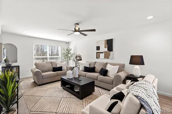 $304,900 | 2 Berwick At The Timbers, Imperial, MO 63052