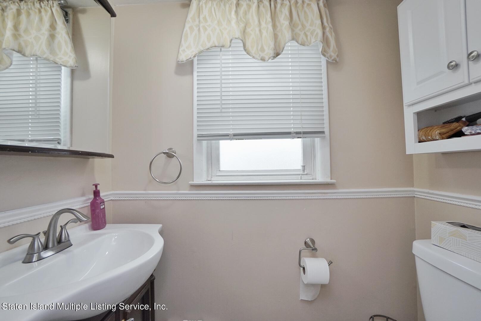 545 Riga Street Staten Island, NY 10306 - Photo 9 of 37 Bathroom Off Kitchen