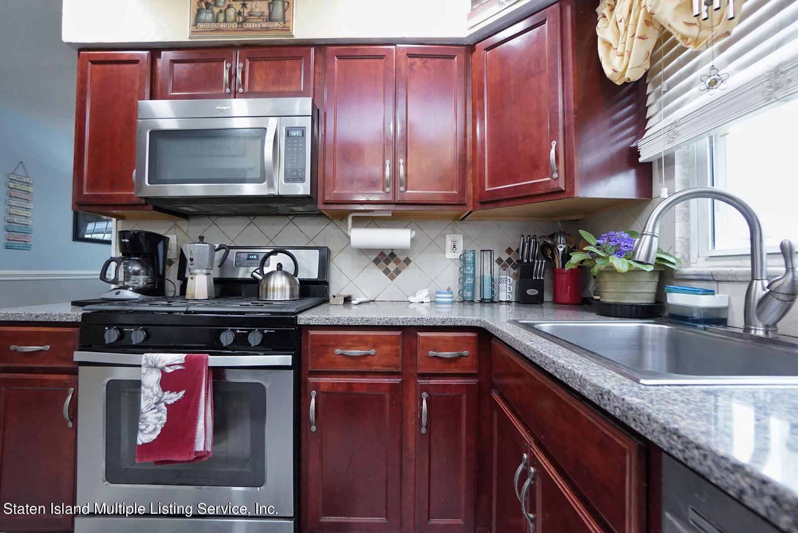 545 Riga Street Staten Island, NY 10306 - Photo 10 of 37 Kitchen