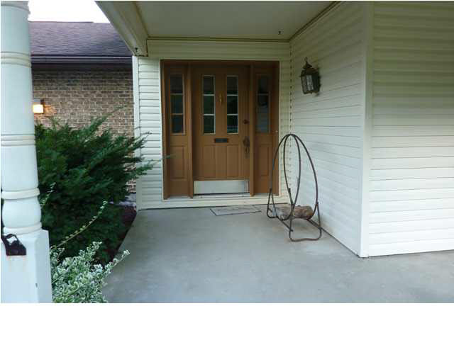 7203 Old State Road Evansville, IN 47711 - Photo 2 of 21 Gallery Image 2