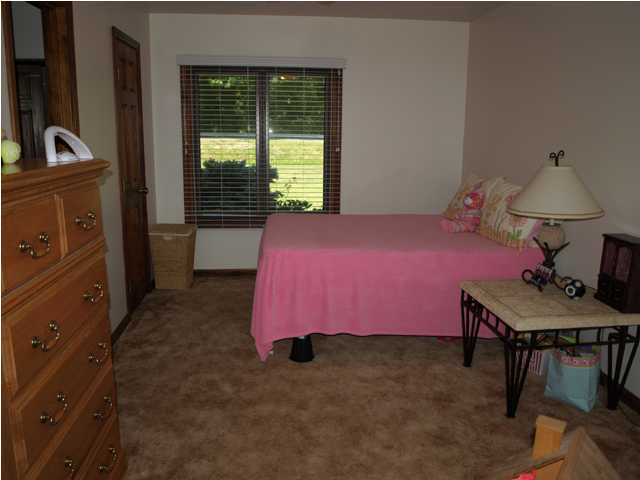 7203 Old State Road Evansville, IN 47711 - Photo 12 of 21 Gallery Image 12