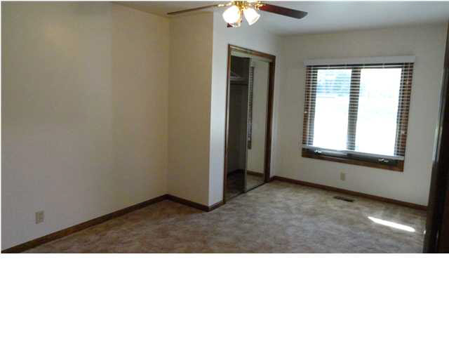 7203 Old State Road Evansville, IN 47711 - Photo 20 of 21 Gallery Image 20