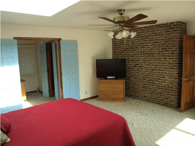 7203 Old State Road Evansville, IN 47711 - Photo 10 of 21 Gallery Image 10
