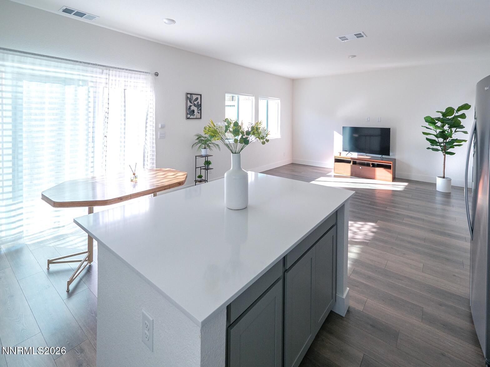 1433 Solitude Trail Reno, NV 89523 - Photo 6 of 35 Kitchen 3