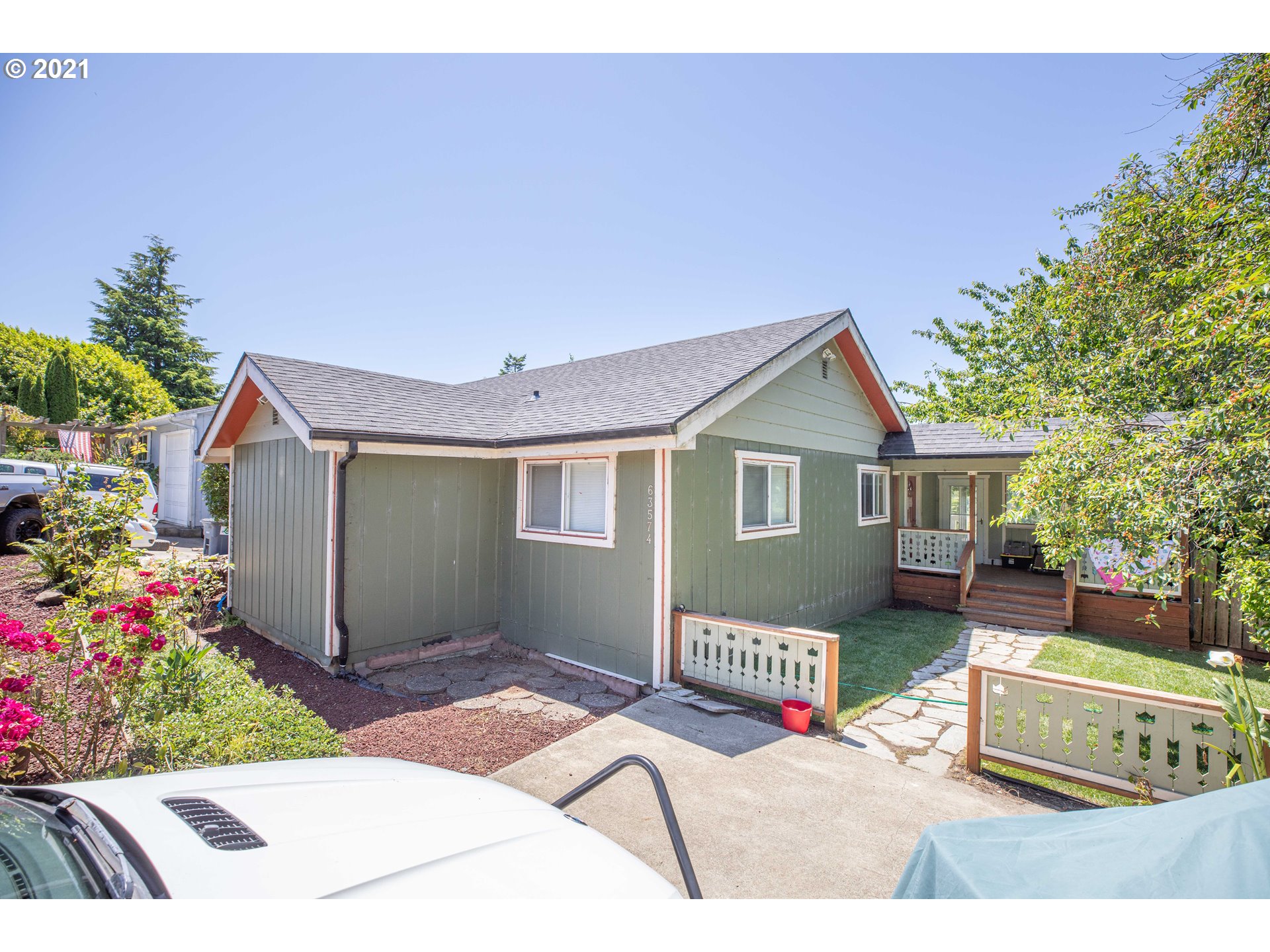 63574 Flanagan Road Coos Bay, OR 97420 - Photo 2 of 32 Gallery Image 2
