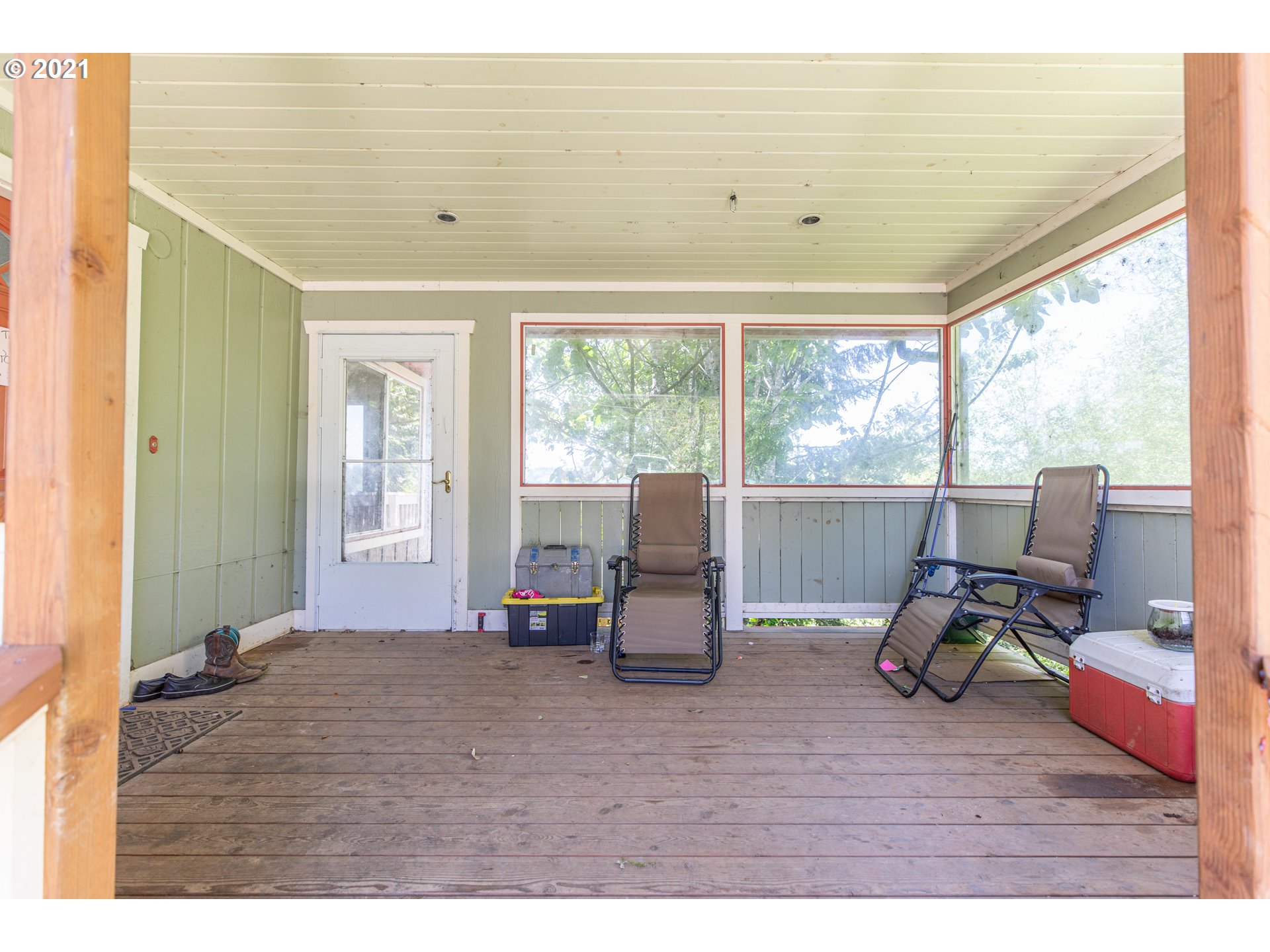 63574 Flanagan Road Coos Bay, OR 97420 - Photo 6 of 32 Gallery Image 6