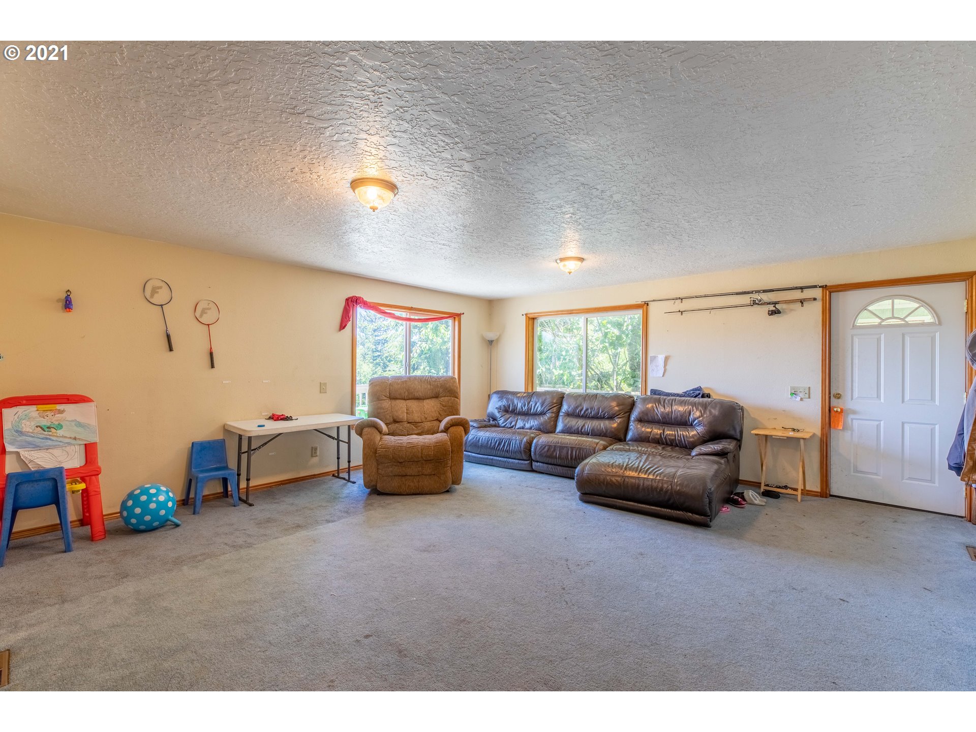 63574 Flanagan Road Coos Bay, OR 97420 - Photo 8 of 32 Gallery Image 8