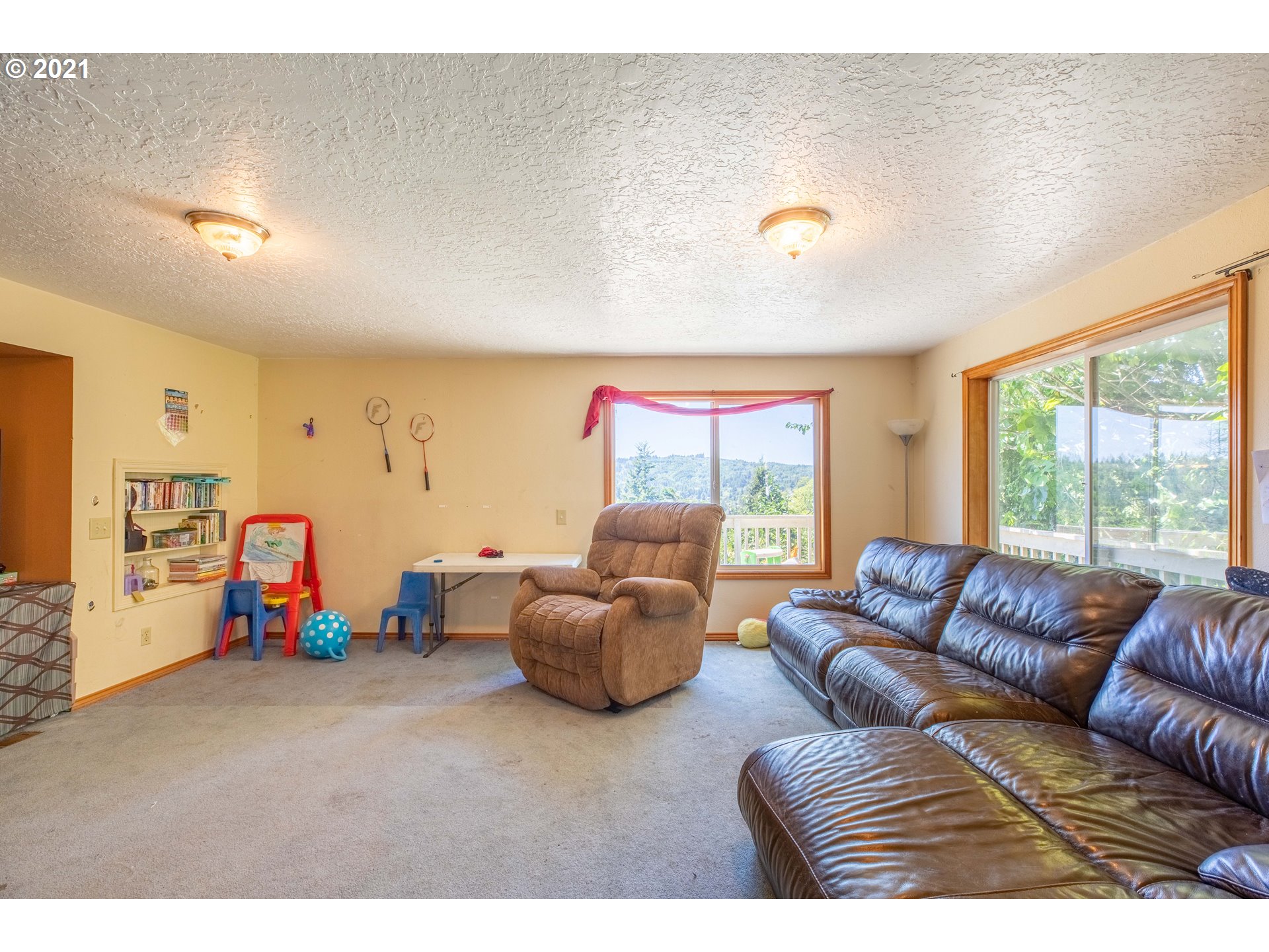 63574 Flanagan Road Coos Bay, OR 97420 - Photo 9 of 32 Gallery Image 9