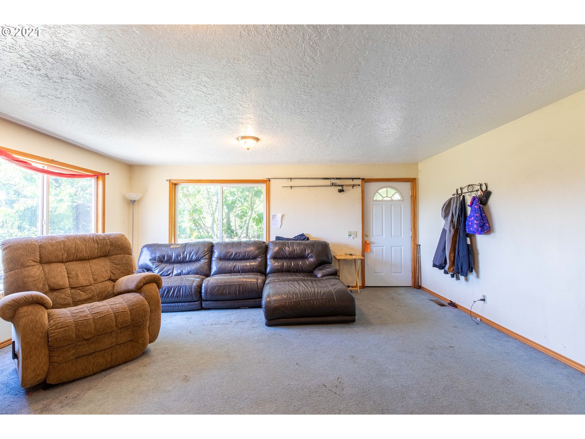 63574 Flanagan Road Coos Bay, OR 97420 - Photo 10 of 32 Gallery Image 10
