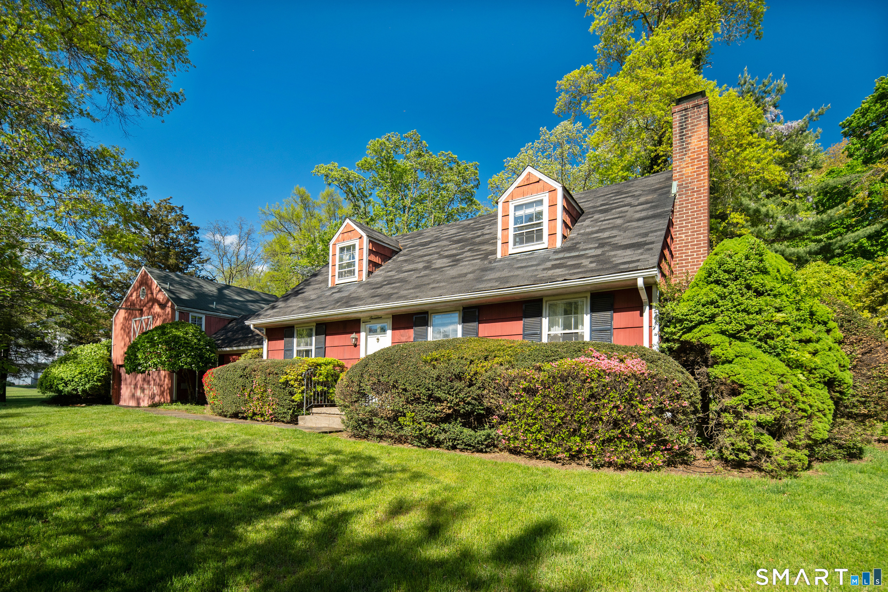 17 Briar Brae Road Darien, CT 06820 - Photo 3 of 8