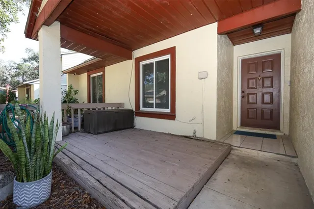 a house view with a outdoor space