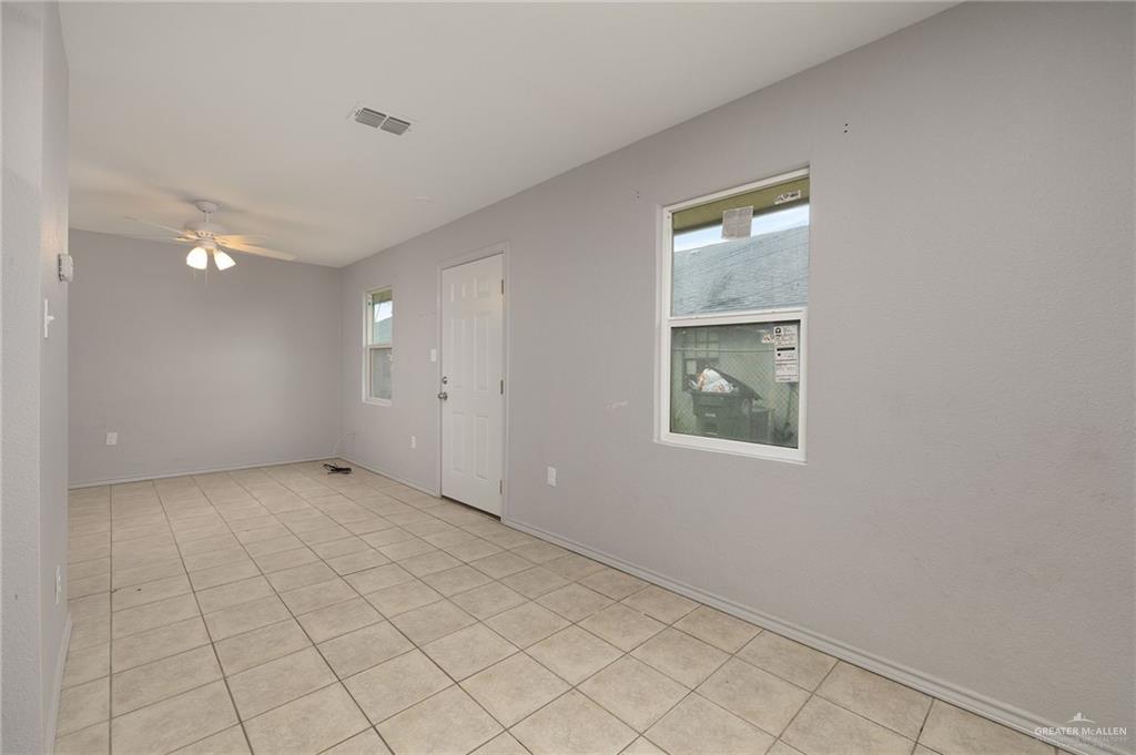 825 West First Street, Unit 4 Mission, TX 78572 - Photo 5 of 11