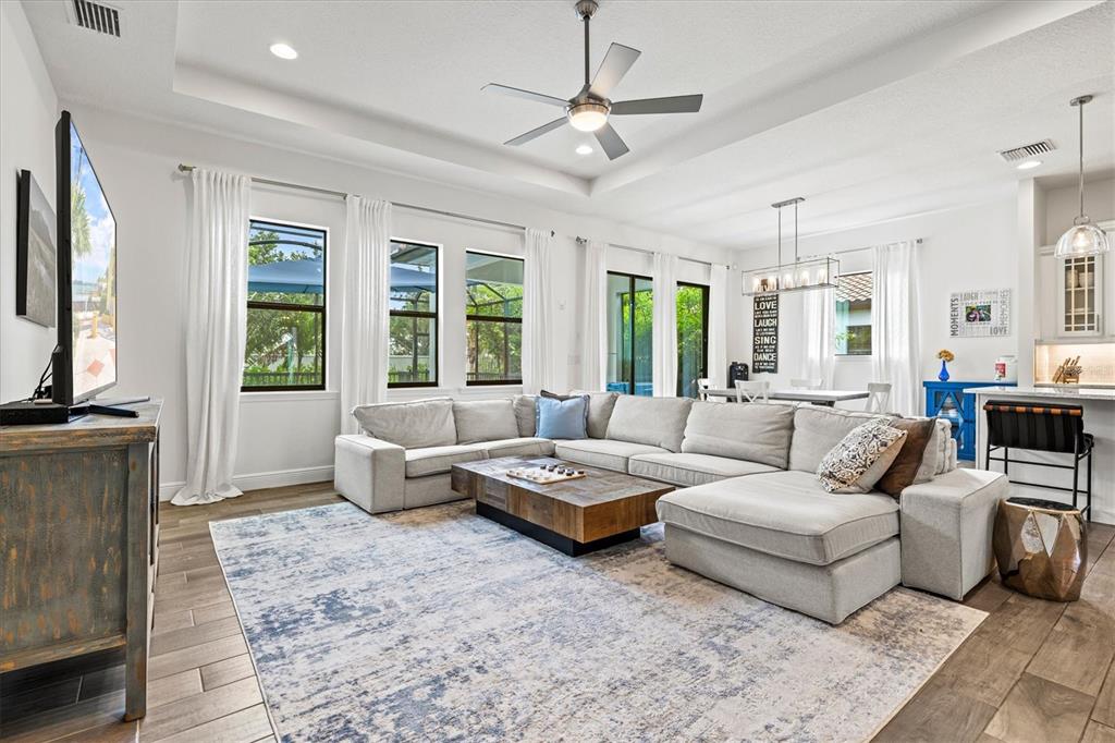 5823 Title Row Drive Bradenton, FL 34210 - Photo 15 of 63