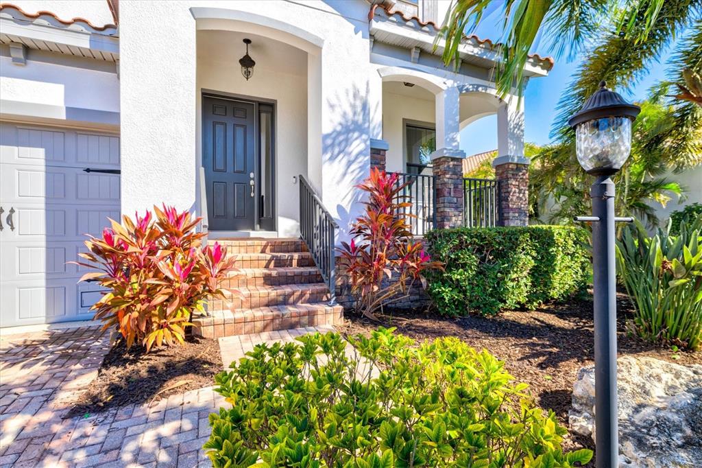 5823 Title Row Drive Bradenton, FL 34210 - Photo 3 of 63