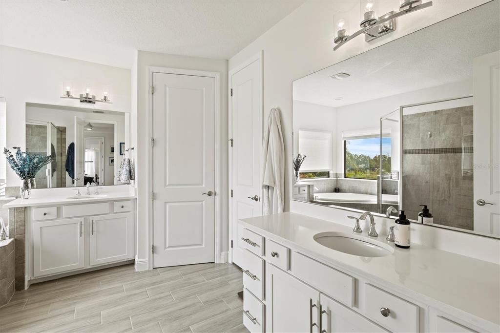 5823 Title Row Drive Bradenton, FL 34210 - Photo 33 of 63