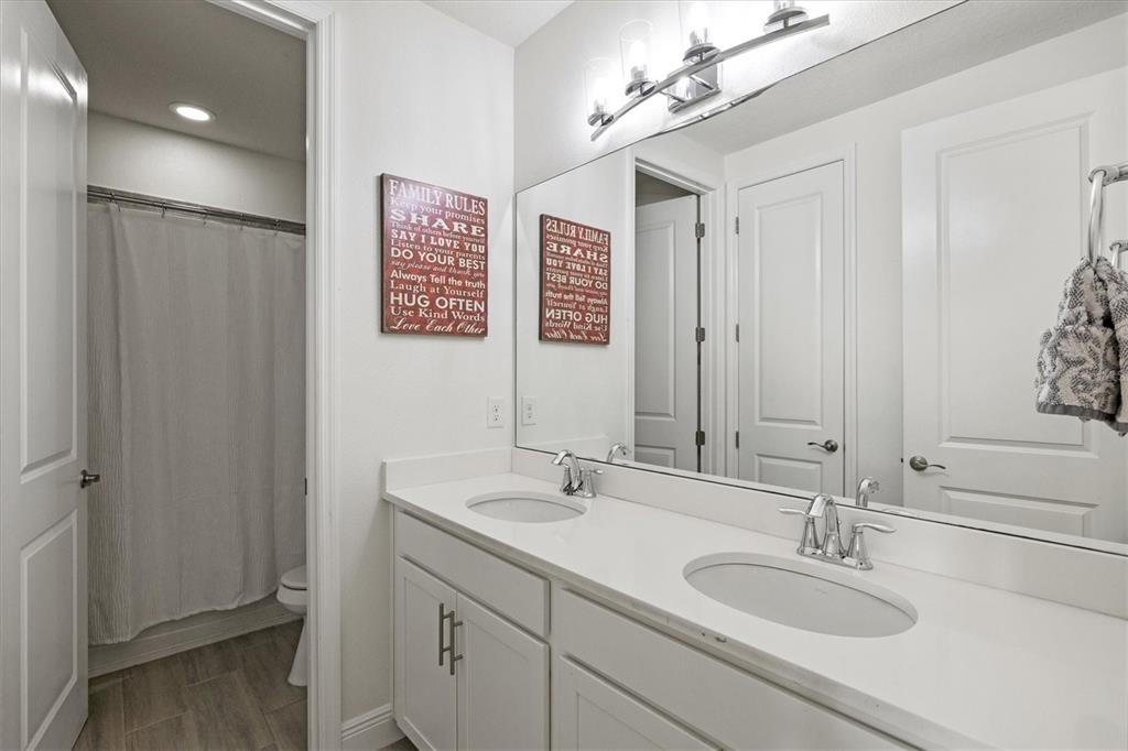 5823 Title Row Drive Bradenton, FL 34210 - Photo 40 of 63