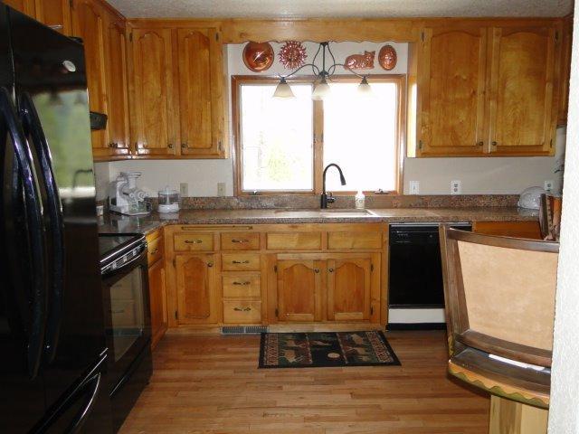 2000 Limpy Creek Road Grants Pass, OR 97527 - Photo 20 of 35 Gallery Image 20