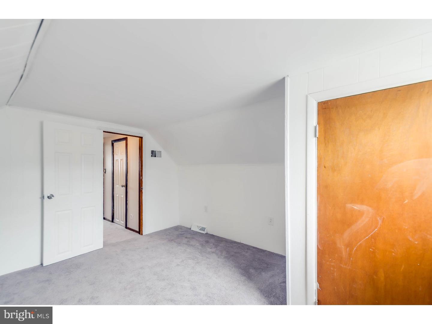 124 Rutledge Avenue Trenton, NJ 08618 - Photo 14 of 25 Gallery Image 14