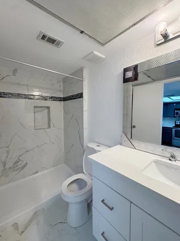 $1,200 | 14777 Wunderlich Drive, Unit 1108, Houston, TX 77069