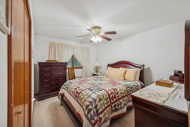 $388,900 | 5524 Christopher Drive, Oak Forest, IL 60452