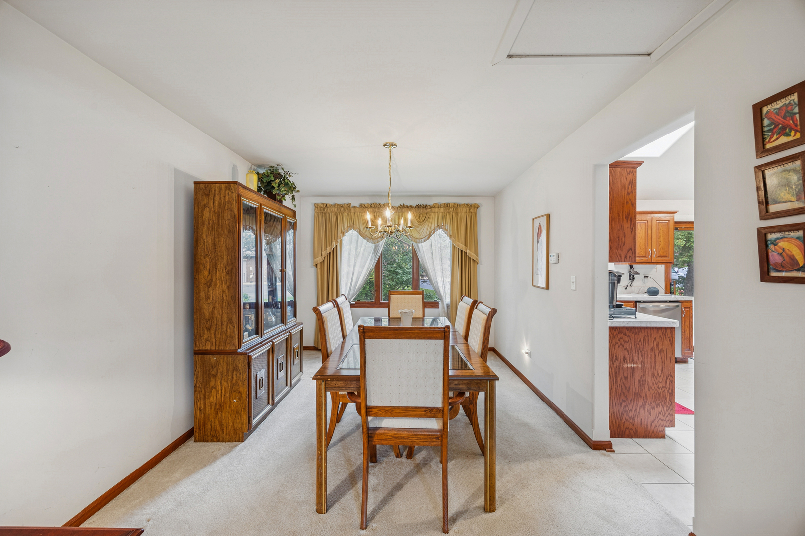 5524 Christopher Drive Oak Forest, IL 60452 - Photo 5 of 20 a dining room with furniture and window