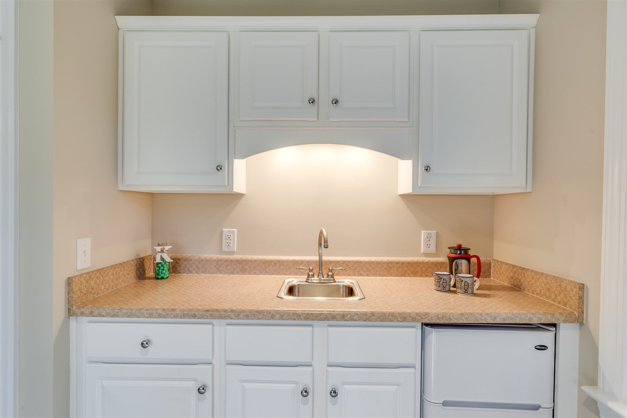 7213 Donneeford Road Wake Forest, NC 27587 - Photo 18 of 30 Wet Bar