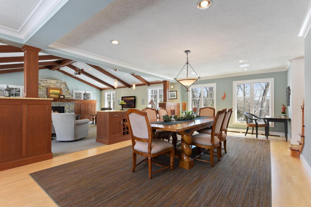2212 Oakland Road Minnetonka, MN 55305 - Photo 18 of 51 Gallery Image 18
