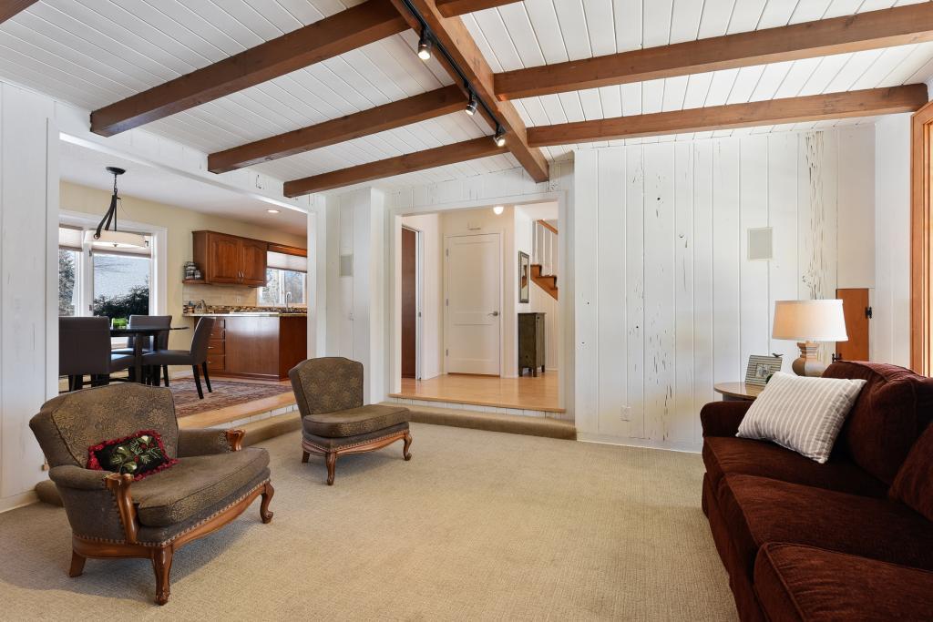 2212 Oakland Road Minnetonka, MN 55305 - Photo 20 of 51 Gallery Image 20