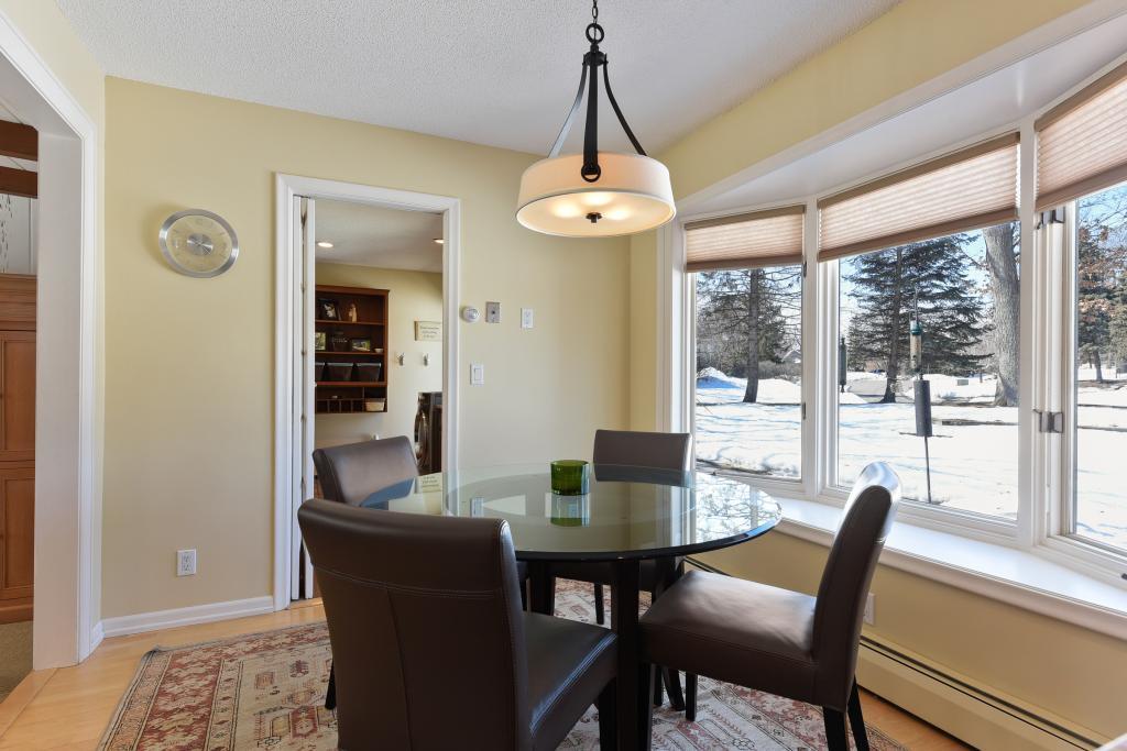 2212 Oakland Road Minnetonka, MN 55305 - Photo 21 of 51 Gallery Image 21