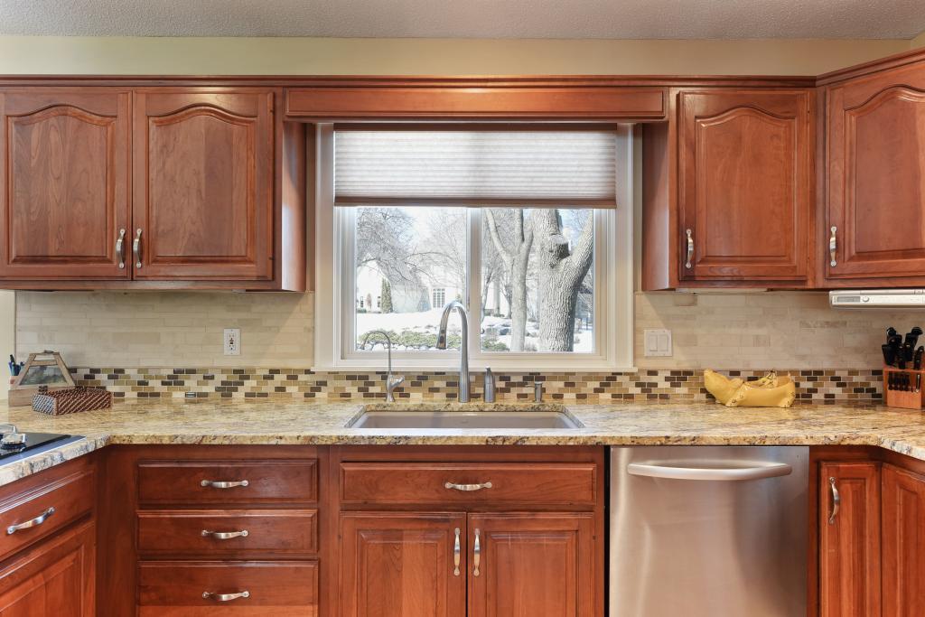 2212 Oakland Road Minnetonka, MN 55305 - Photo 27 of 51 Gallery Image 27