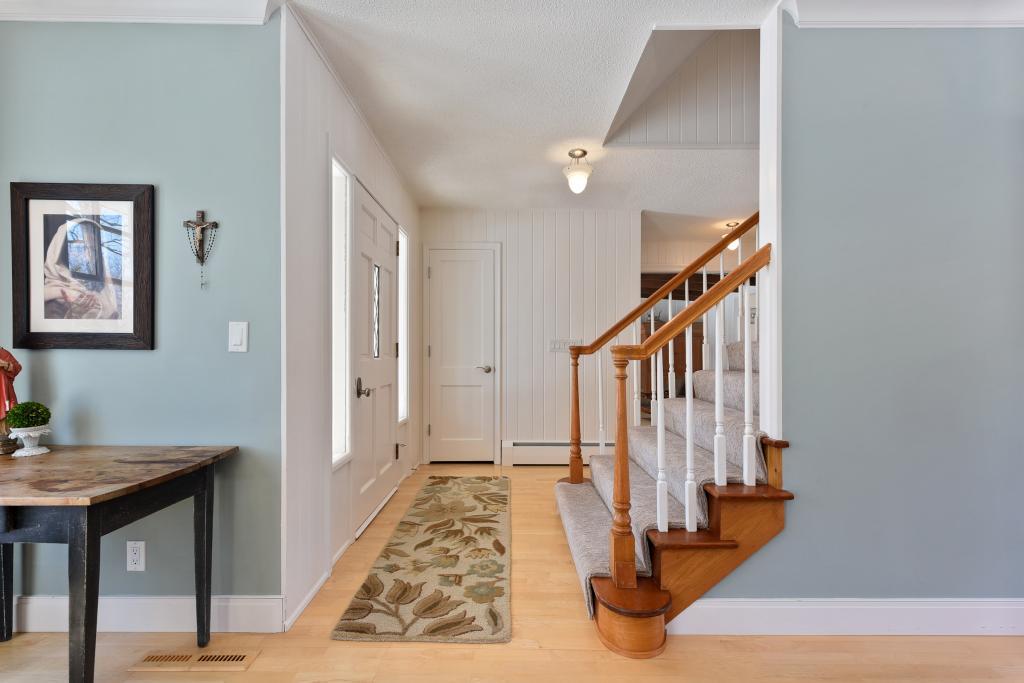 2212 Oakland Road Minnetonka, MN 55305 - Photo 30 of 51 Gallery Image 30