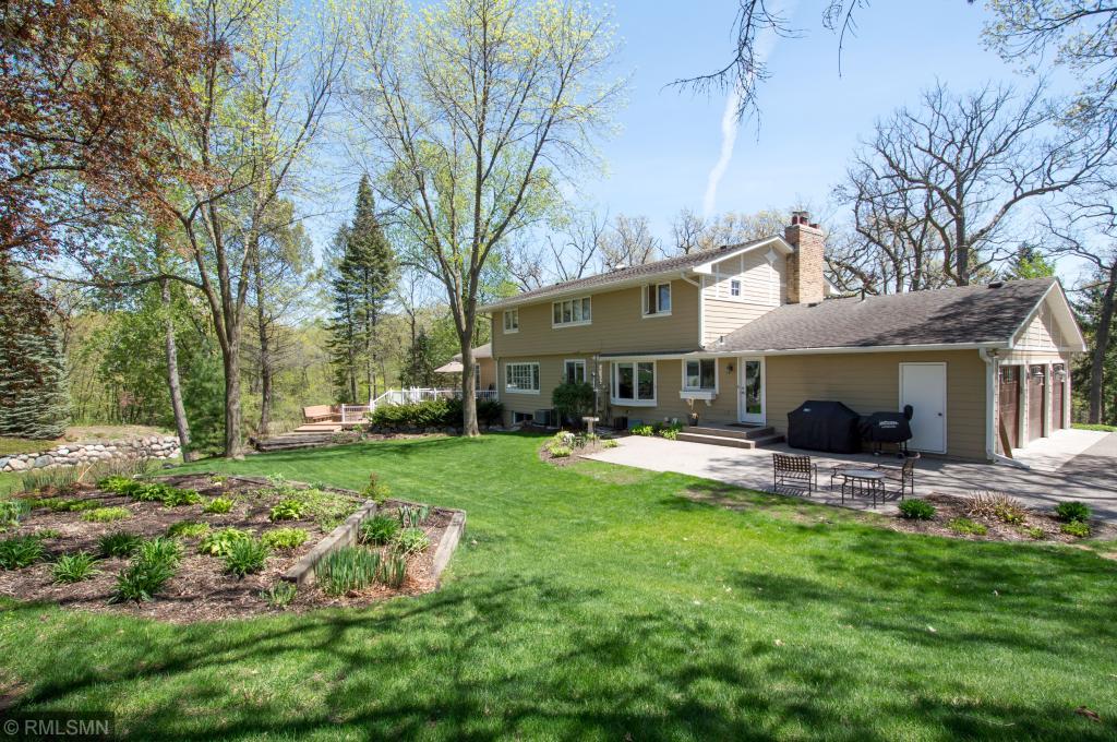 2212 Oakland Road Minnetonka, MN 55305 - Photo 7 of 51 Gallery Image 7