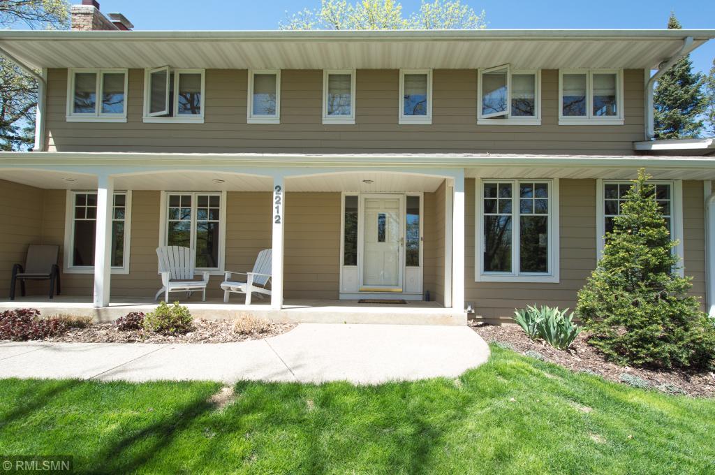 2212 Oakland Road Minnetonka, MN 55305 - Photo 9 of 51 Gallery Image 9