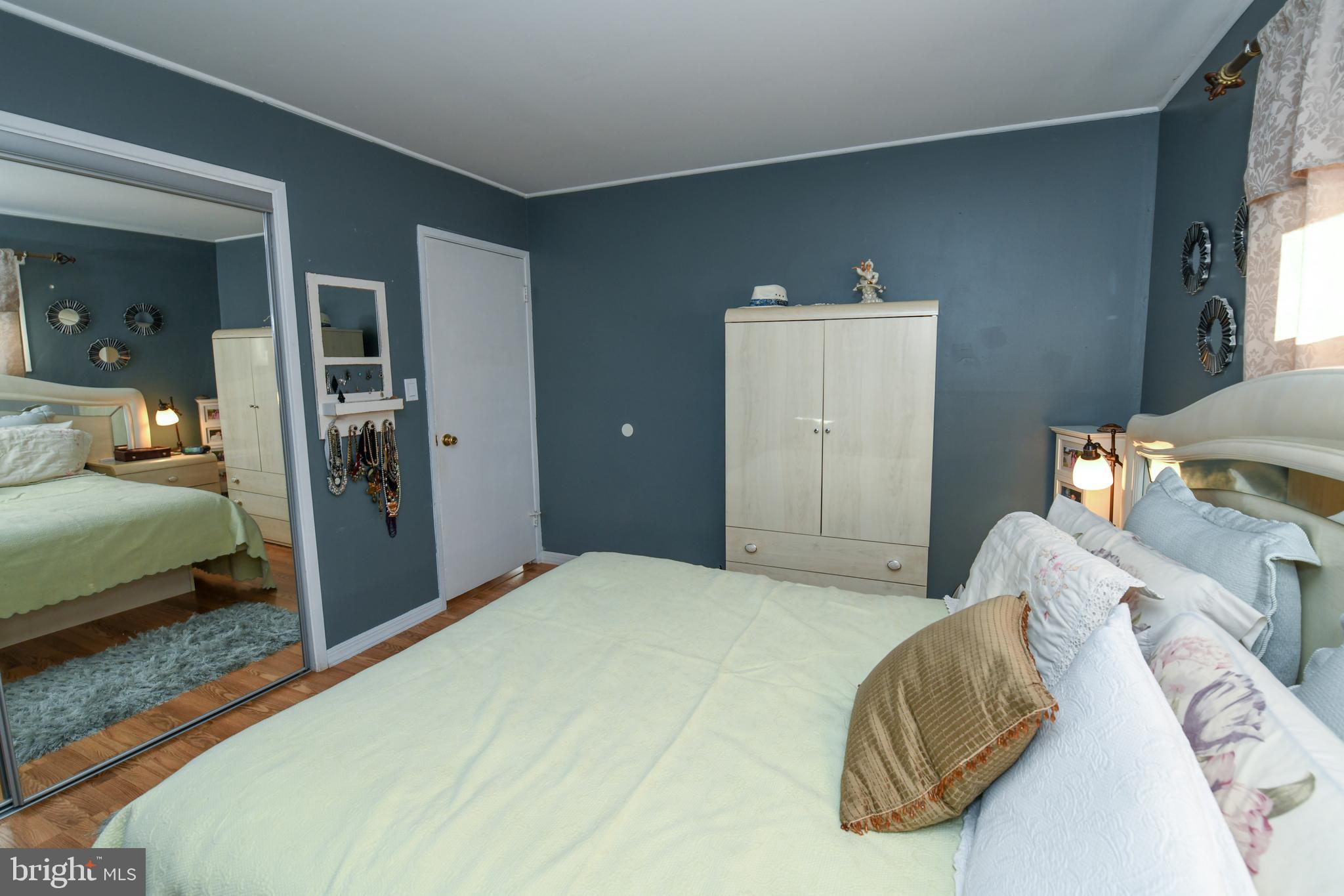 40 Inland Road Levittown, PA 19057 - Photo 11 of 17 Gallery Image 11
