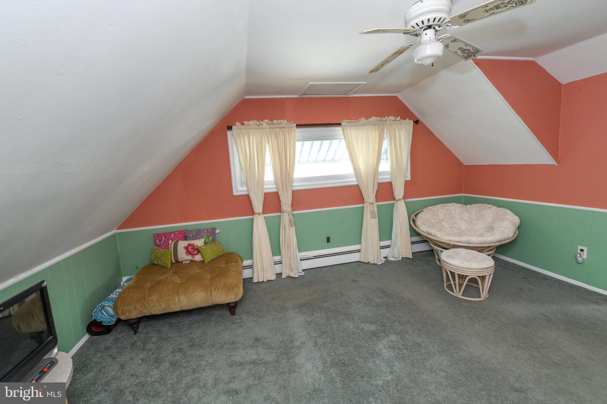 40 Inland Road Levittown, PA 19057 - Photo 13 of 17 Gallery Image 13