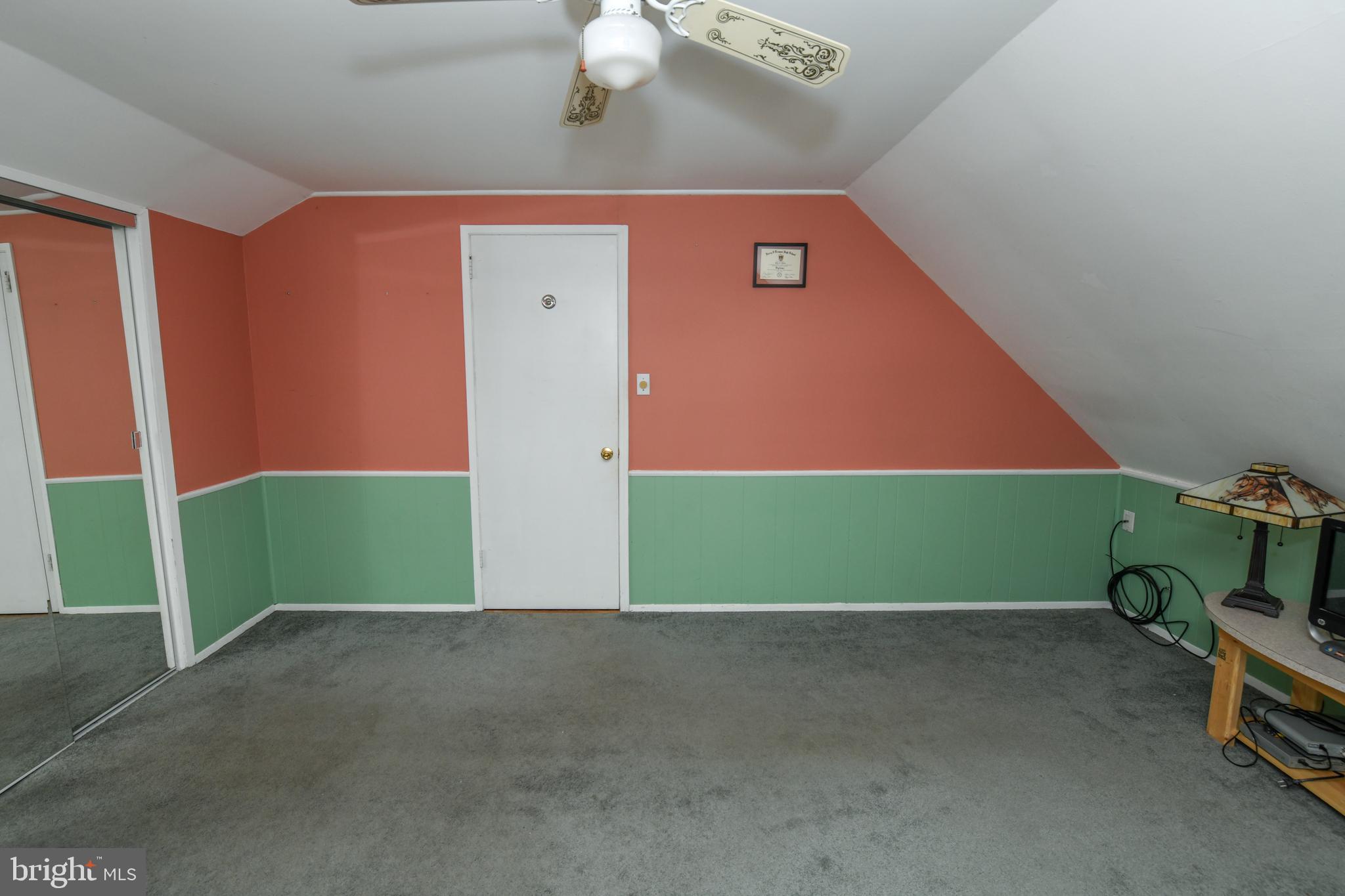 40 Inland Road Levittown, PA 19057 - Photo 14 of 17 Gallery Image 14