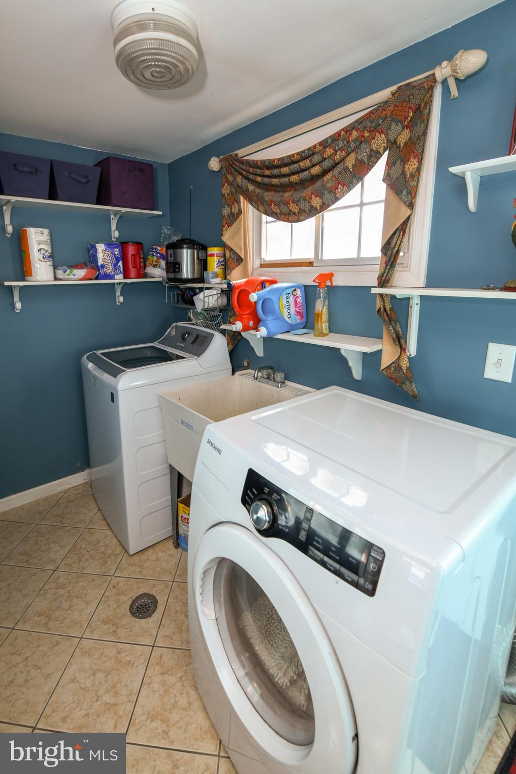 40 Inland Road Levittown, PA 19057 - Photo 9 of 17 Gallery Image 9