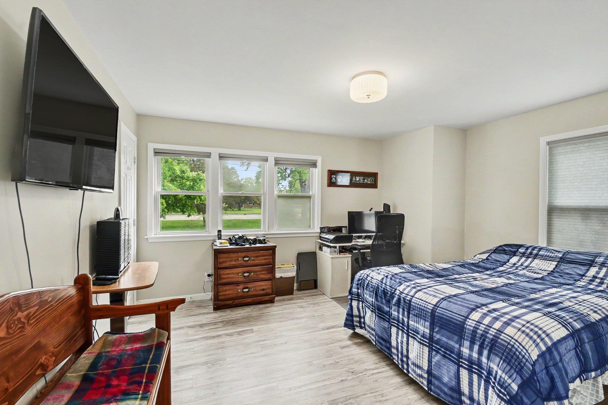 2861 Midland Road Saginaw, MI 48603 - Photo 13 of 30